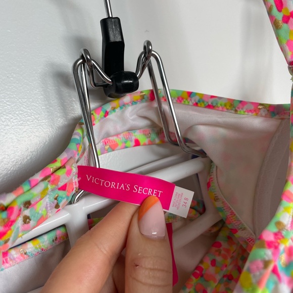 Victoria’s Secret Push Up Bathing Suit - worn once - Picture 5 of 6